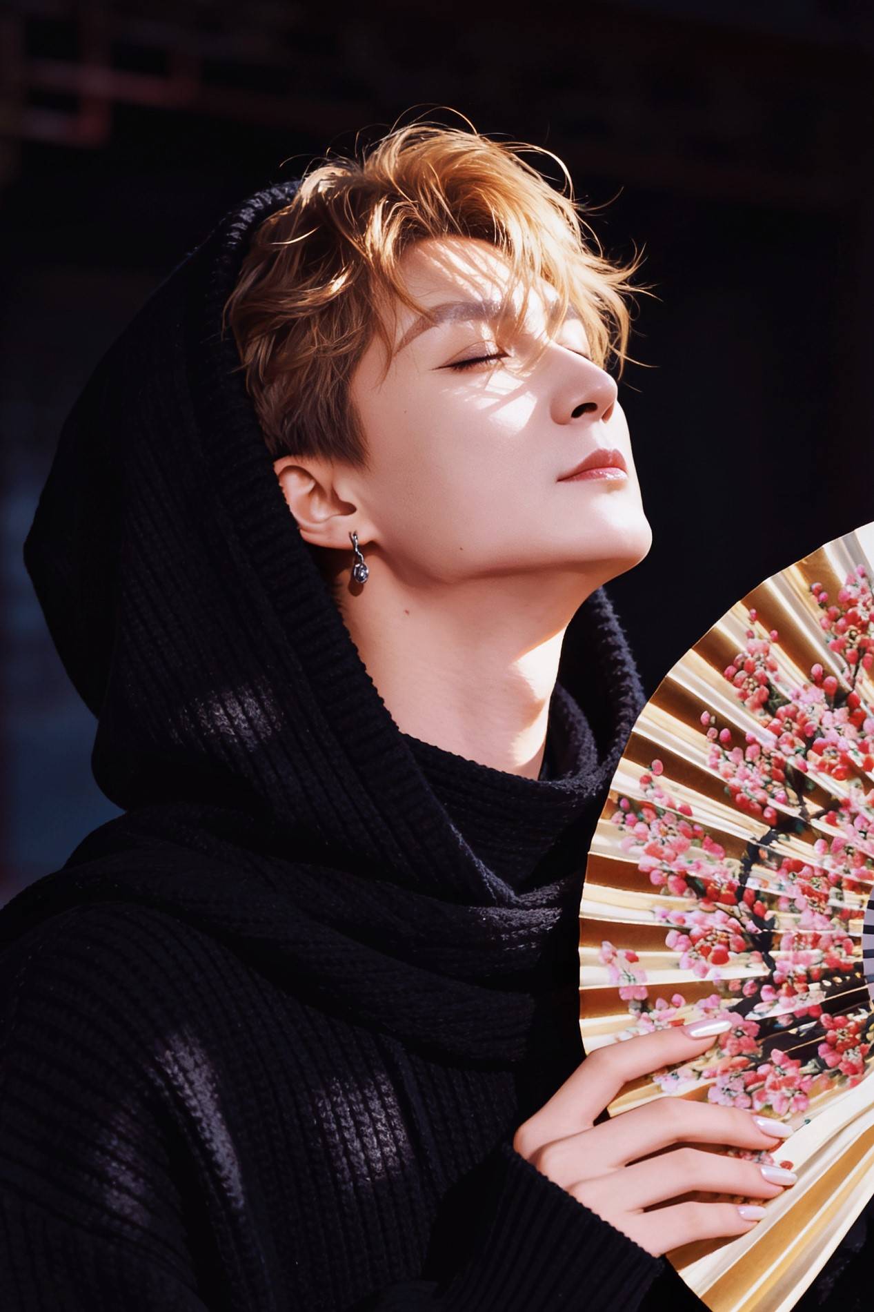 國風次元兩相宜 章磊全新動漫寫真詮釋跨界美學