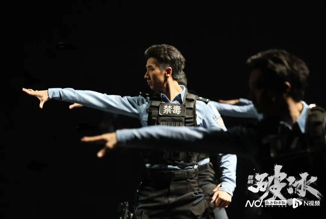 2025南都娛樂年鑑·戲劇篇：中國原創戲劇崛起的破壁之年