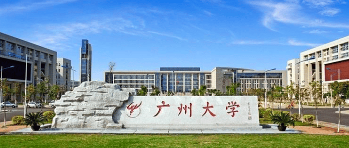 【頭條】五哥的足球故事《25》——中國職業球員全部都是大學生，中國足球沒文化？