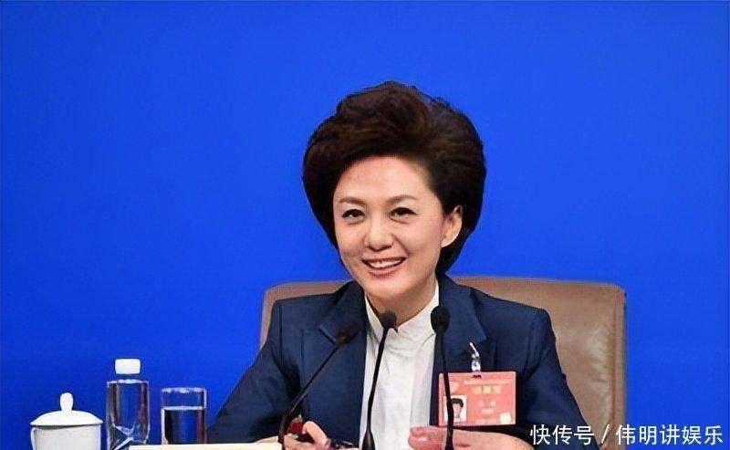 原創前央視主播海霞以河南大學學術副校長身份發言