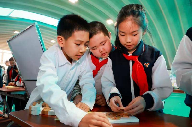 玩轉數學，燈市口小學舉行第二屆“π”節