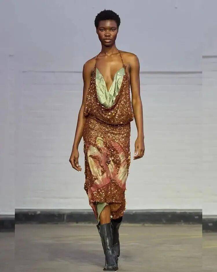 服裝畢業設計釋出 | 2026中央聖馬丁藝術與設計學院-研究生服裝畢業秀！