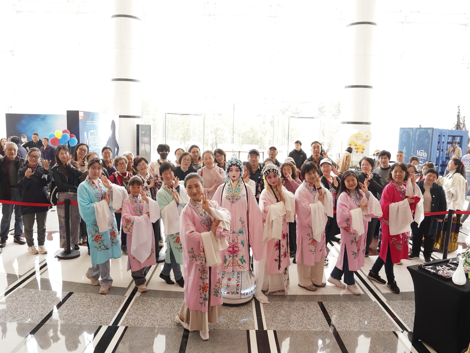 城市美育日 上海大劇院化身流動戲劇花園